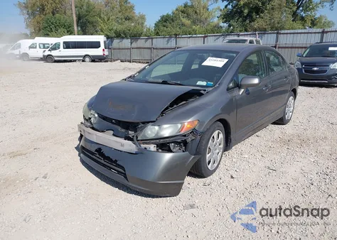 2008 Honda Civic Lx z USA, uszkodzony, nr VIN 2HGFA16558H351933